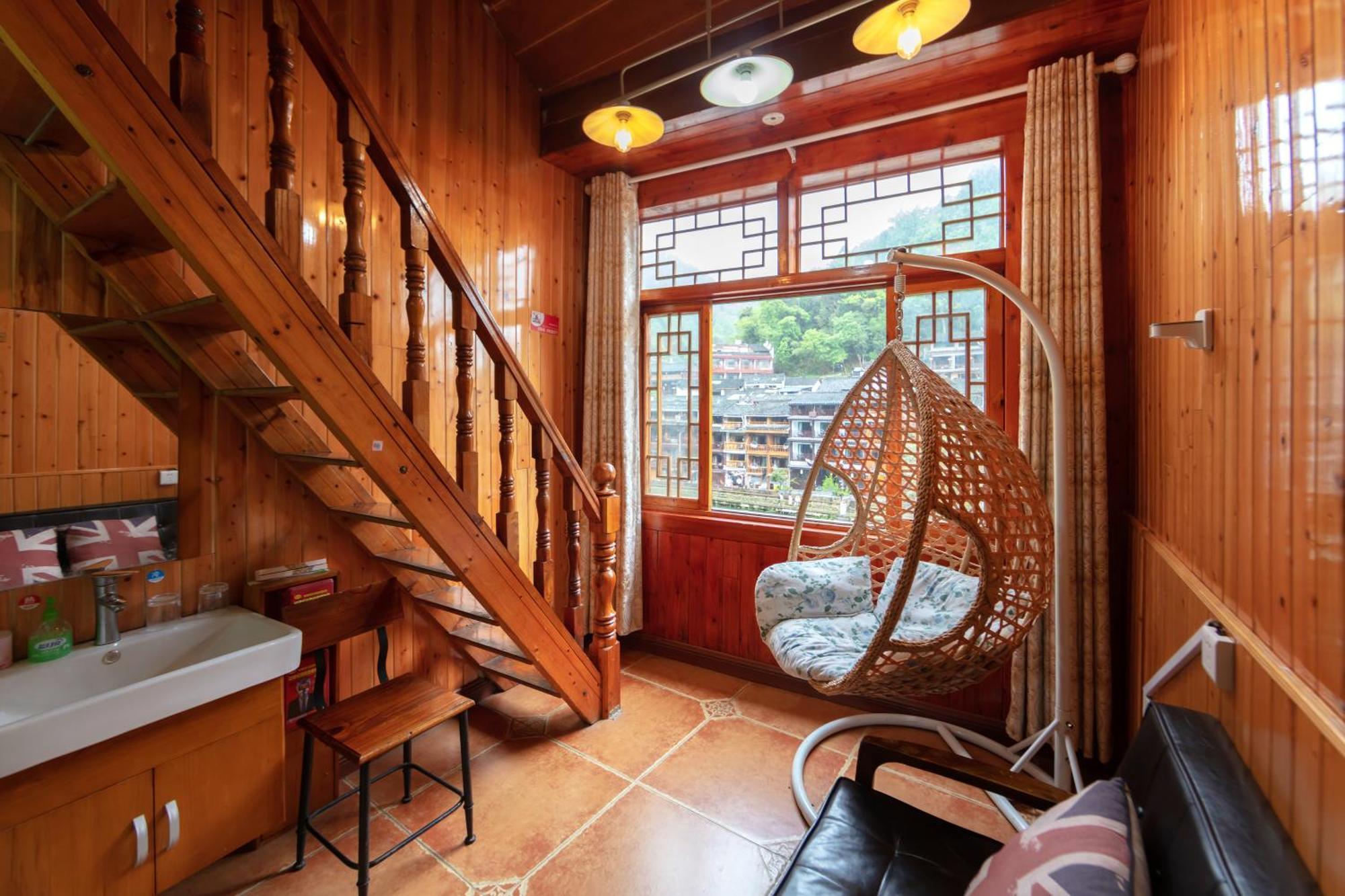 Fenghuang Memory Linjiang Inn Dış mekan fotoğraf